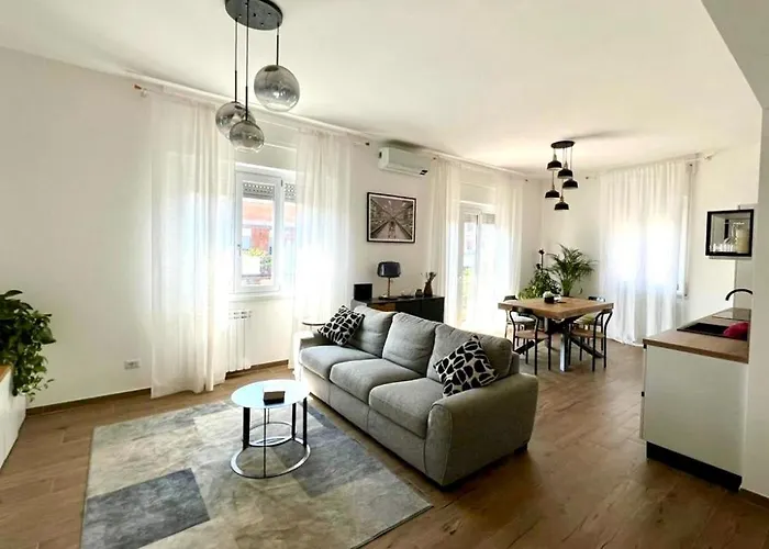 With Friends - 2 Bedrooms And Amazing Living Appartement